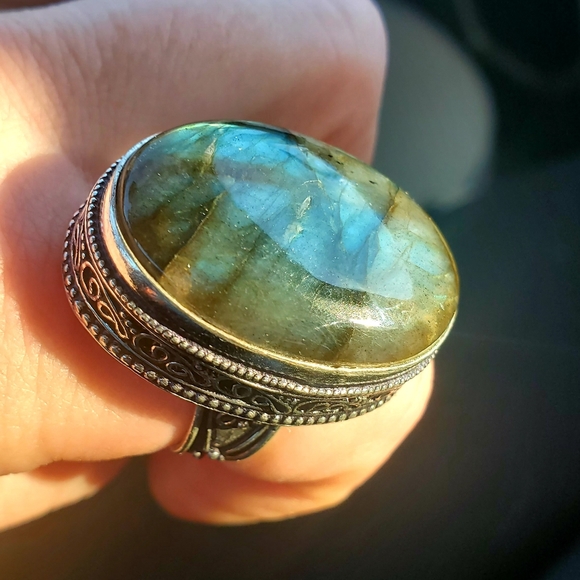 *SALE* New Huge Labradorite 925 Silver Ring. - Picture 11 of 16